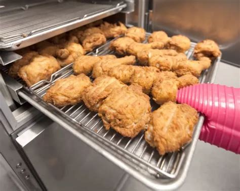 7-10-7 technique|Video reveals how KFC's famous secret recipe chicken is made.